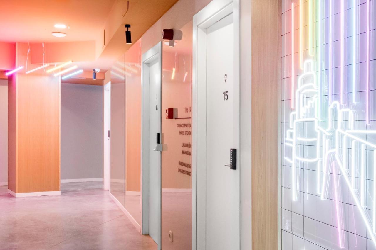 Bob W Chueca Aparthotel Madrid Exterior photo