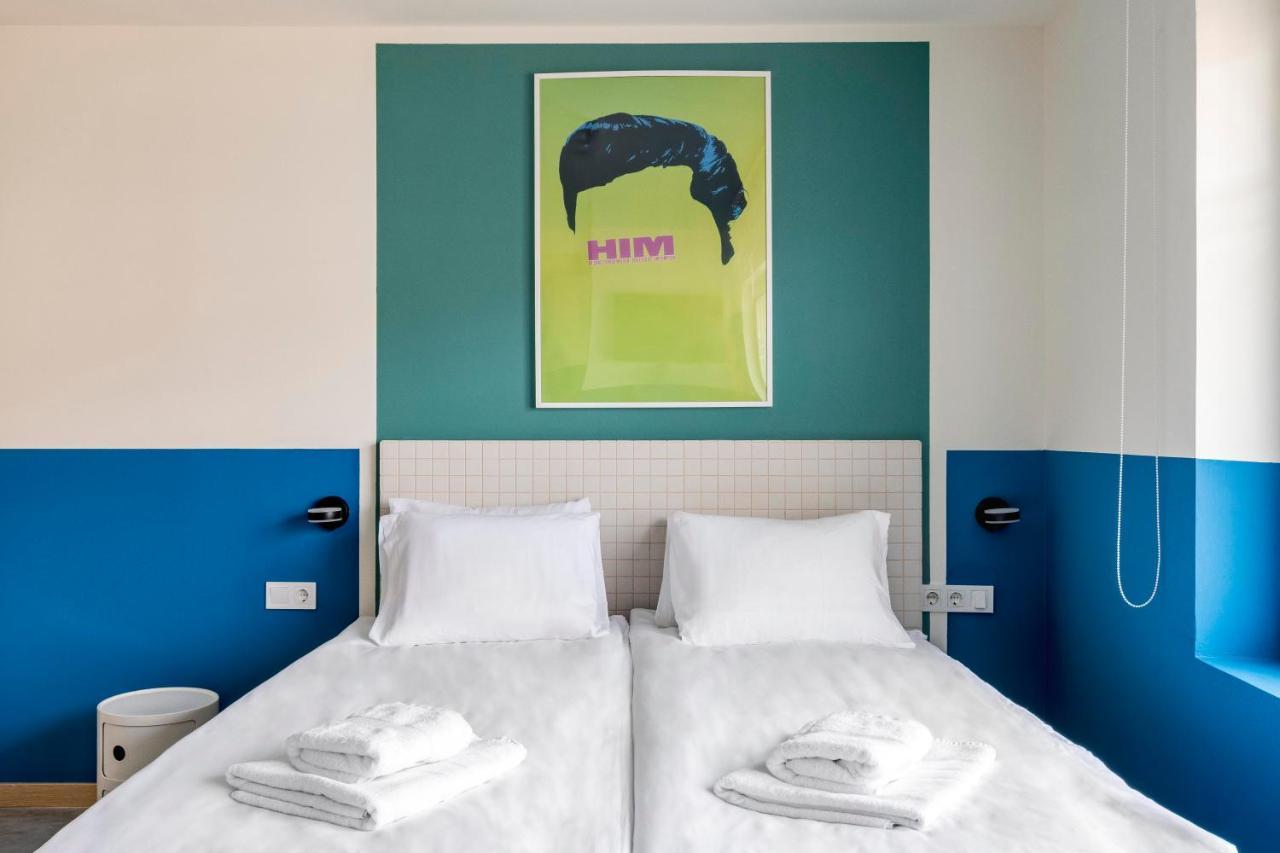 Bob W Chueca Aparthotel Madrid Exterior photo